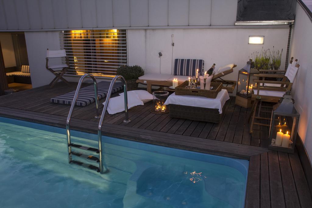 Pavi Apts Ljubljana - Private Rooftop Swimming Pool Room photo